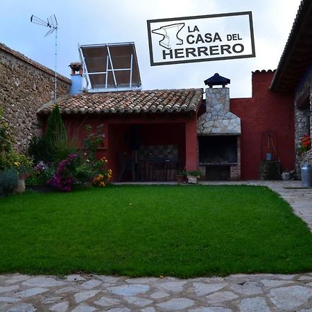 La Casa Del Herrero El Poyo Exterior photo